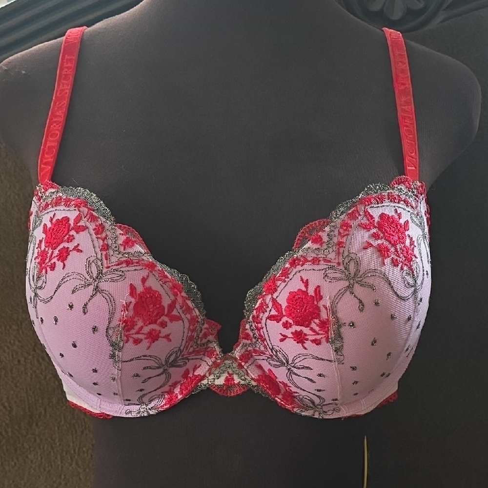 Victoria's Secret Red and Pink Floral Lace Bra
